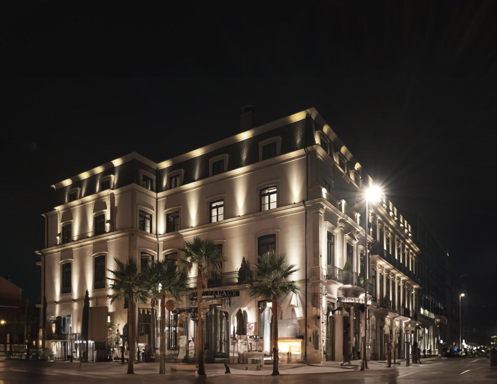 Ga Palace Hotel & Spa, A Xixth-Century Villa Porto Dış mekan fotoğraf The hotel at night